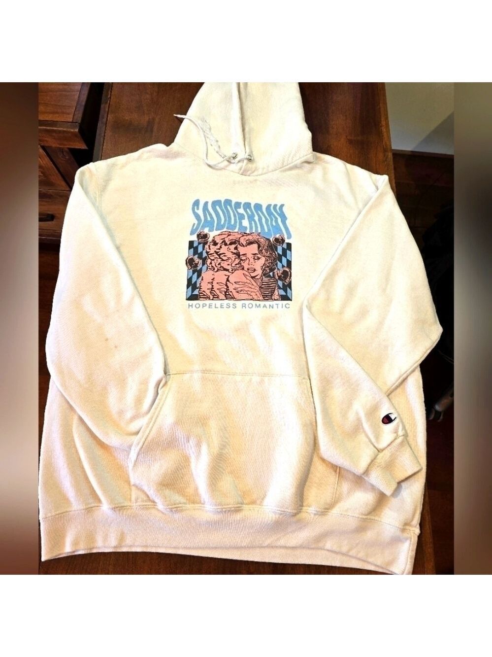 Champion white hoodie XXL Sadderday